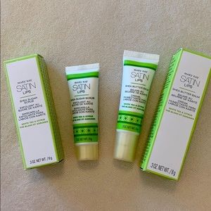 NEW Mary Kay Satin Lips set.